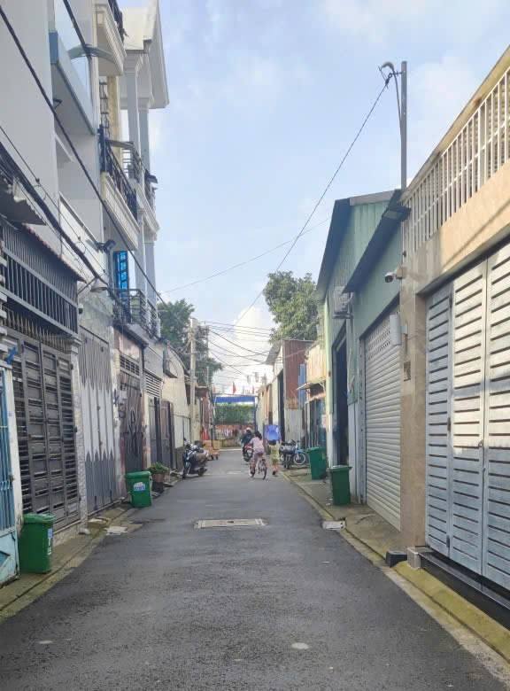 Bán nhà 4x13m, 2 phòng ngủ, giá 3.72 tỷ tại Hiệp Thành, Quận 12