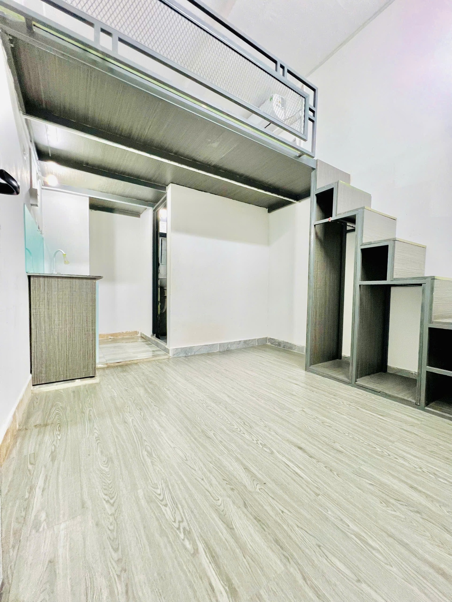 Đừng bỏ lỡ cơ hội sở hữu không gian sống lý tưởng tại phòng trọ cao cấp tọa lạc tại số 27 đường số 7