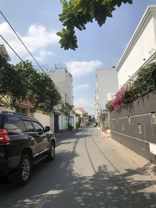 Nhà cấp 4 diện tích đẹp 105m2 đang chờ chủ mới