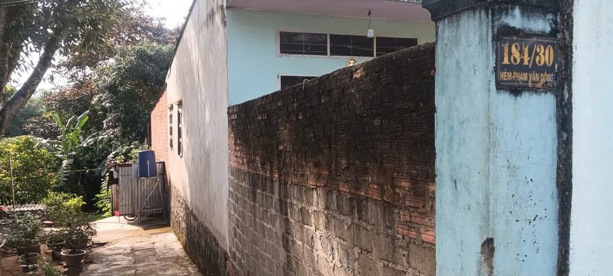 Bán đất hẻm 184 Phạm Văn Đồng, 100m² thổ cư, hướng Tây Bắc