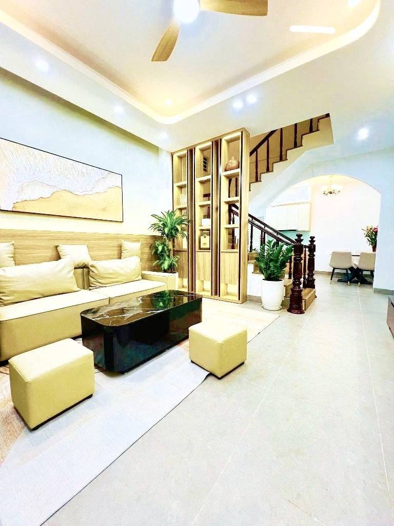 Bán nhà lô góc 5 tầng thang máy trung tâm Phú Mỹ – ô tô đỗ cổng – nhỉnh 9 tỷ