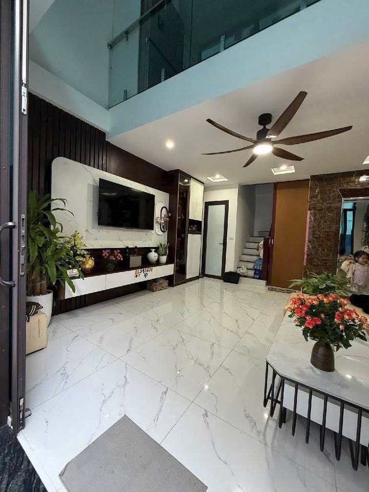 Siêu phẩm nhà đẹp tại quận Long Biên, Hà Nội, sẵn sàng chào đón chủ nhân mới