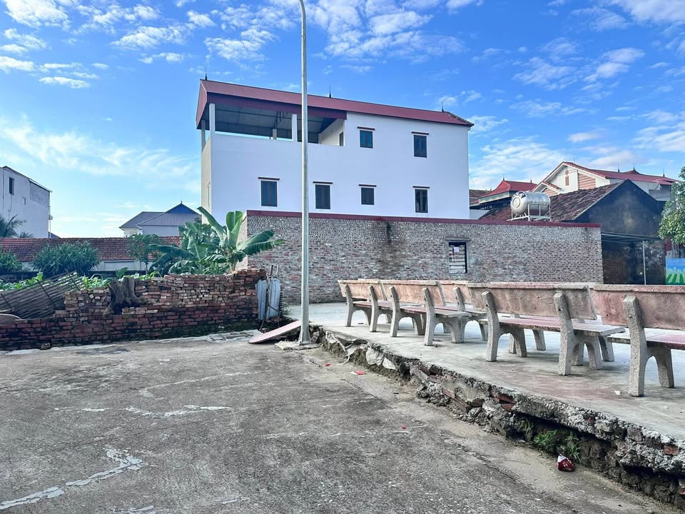 Bán lô đất 119m2 tại Lương Câu, Sơn Lôi, giá chỉ 1,4 tỷ