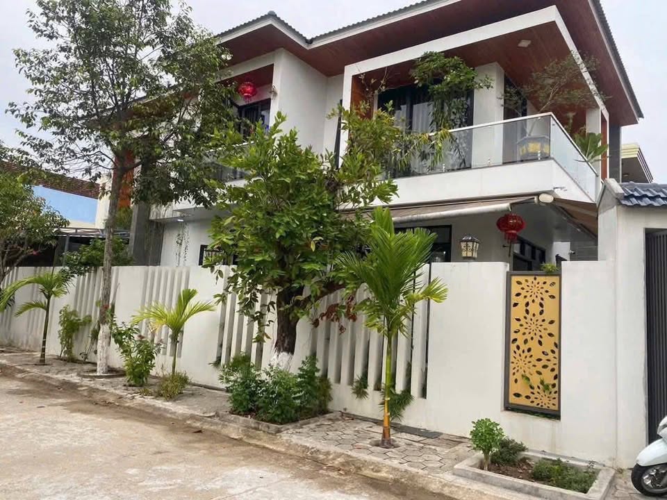 Biệt thự góc khu dân cư Tây Phan Đình Phùng 3 phòng ngủ full nội thất, dọn vào là chill