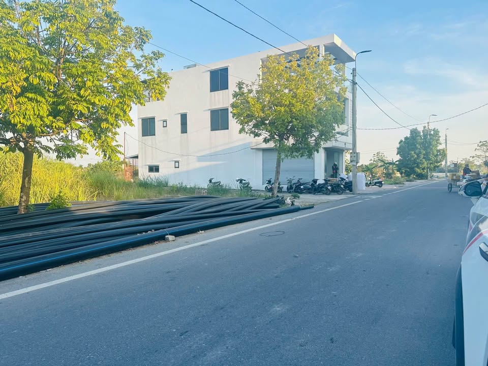 Cơ hội đầu tư hoặc an cư lý tưởng với 100m² đất đấu giá tại khu Văn Cao Tảo, Dương Văn