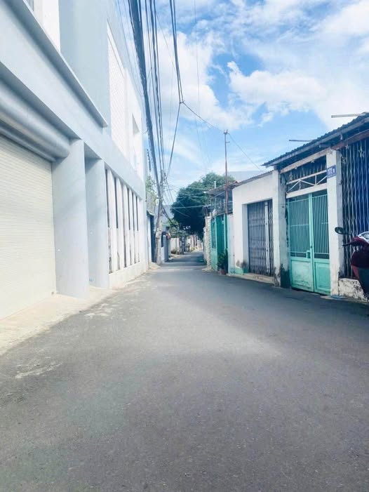 Chính chủ gửi bán gấp dãy phòng trọ tại hẻm 70 đường Lưu Chí Hiếu