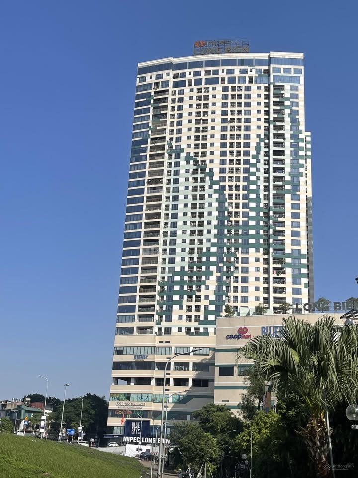 Bán căn góc Mipec Long Biên, 77m2, view hồ, 2 phòng ngủ