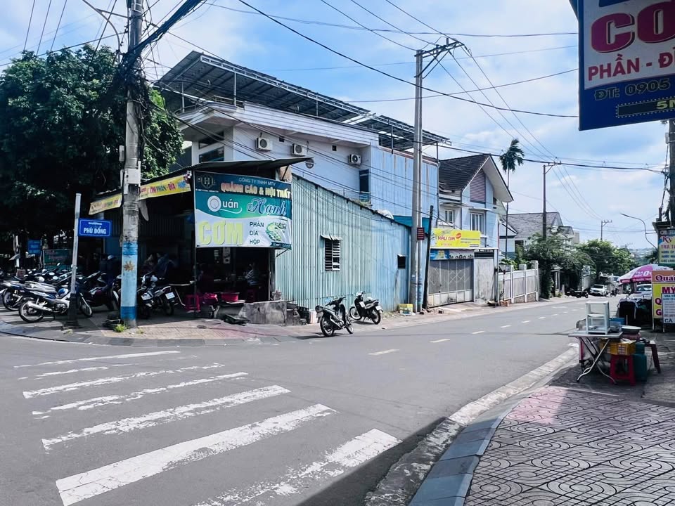 Đất xây thoải mái hẻm Phù Đổng, Pleiku - 1.39 tỷ