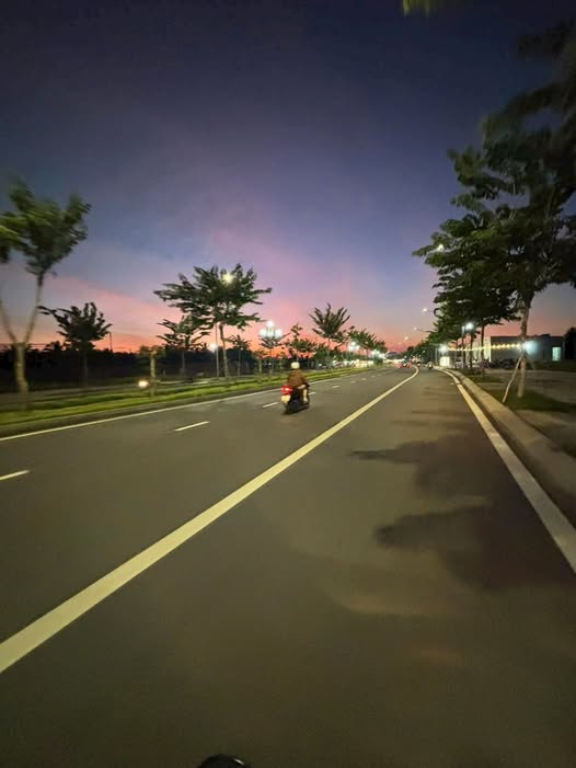 Cho thuê đất mặt tiền Đại Lộ Đông Tây, Bến Tre - 1400m2, giá 45 triệu/tháng