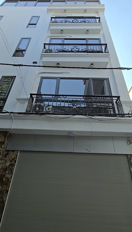 Siêu phẩm Vạn Phúc, Hà Đông nhà 5 tầng, ô tô đỗ cửa, vài bước ra phố