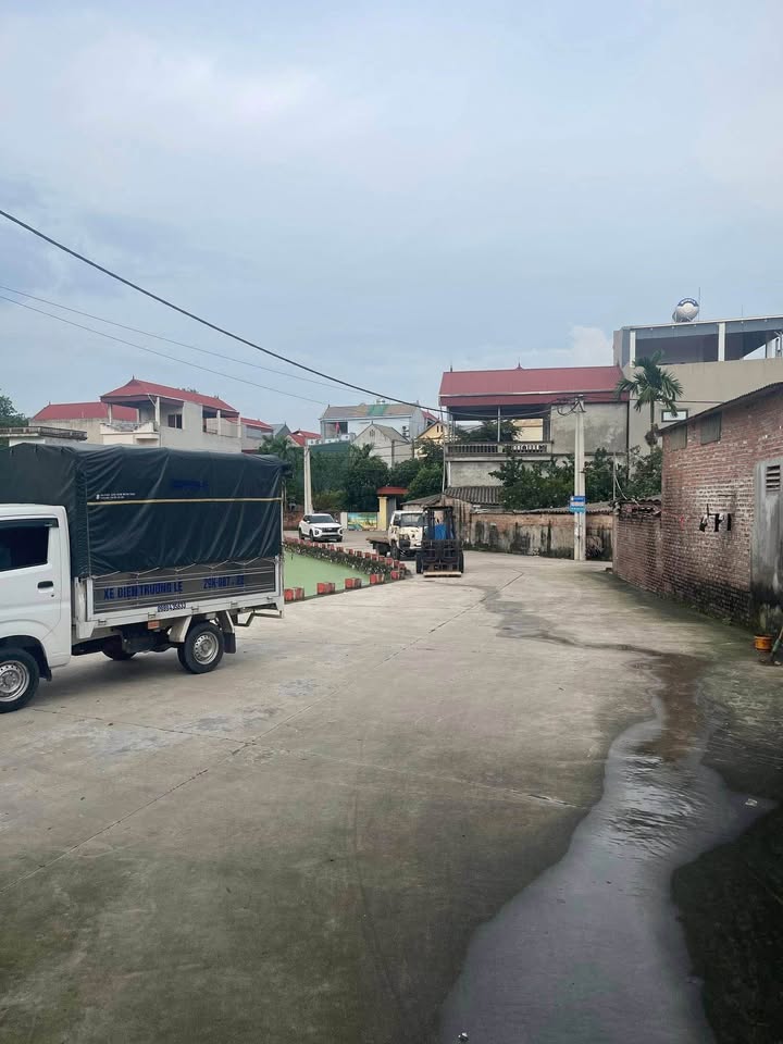 Bán đất Phúc Hoà, Phúc Thọ, 54.2m2, ô tô vào sát đất, gần hồ, giá nhỉnh 2 tỷ