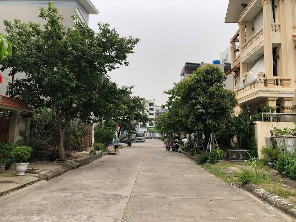 Bán đất vườn Cái Dăm, trung tâm tiện ích, mặt tiền rộng 10m, hướng Tây