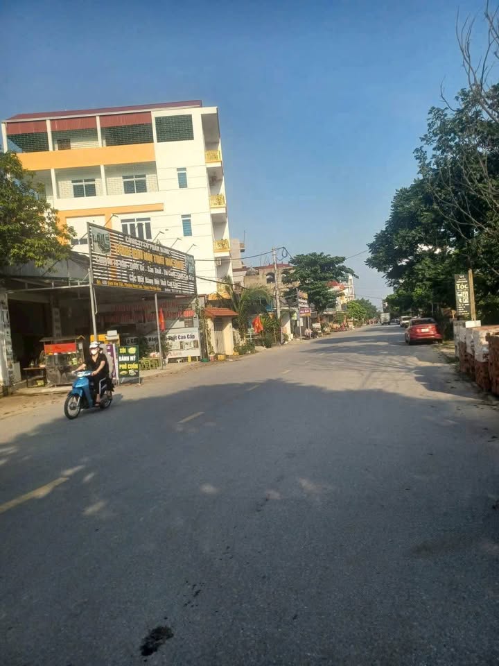 Đất vàng Bắc Ninh, mặt tiền 8m, đường container né nhau, sẵn sàng đẻ tiền