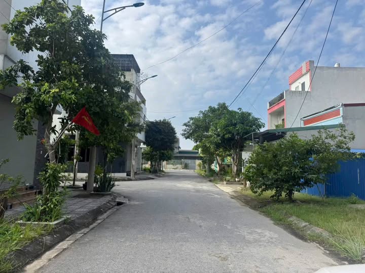 Chào mừng quý vị đến với mảnh đất vàng tại khu đô thị xóm 4, Liêm Chung