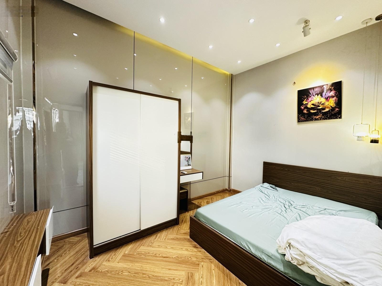 Bán nhà 2pn hẻm xe hơi nhỉnh 4đ đường thống nhất, p.16, gò vấp - tặng hết nội thất.