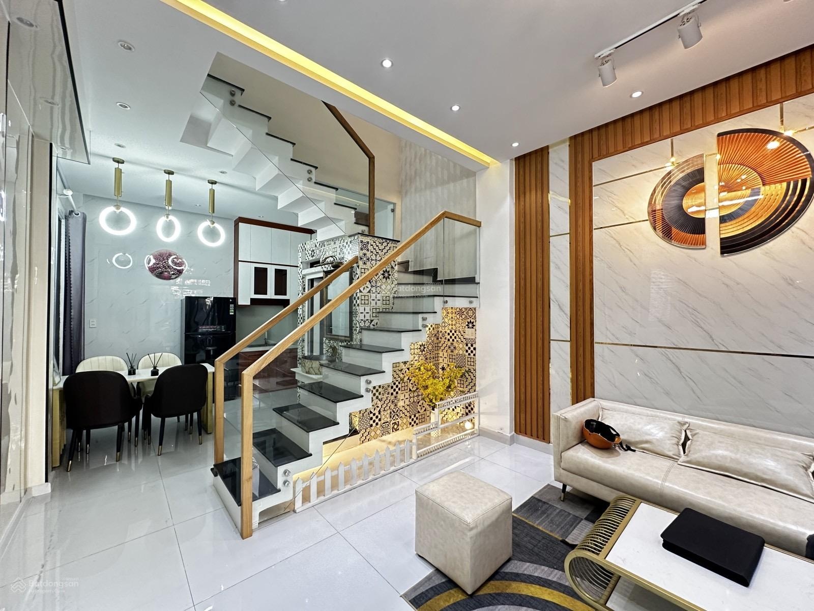 Nhà đẹp thống nhất, gò vấp, hẻm xe hơi thông, 2 tầng, 36m2, 4.95 tỷ