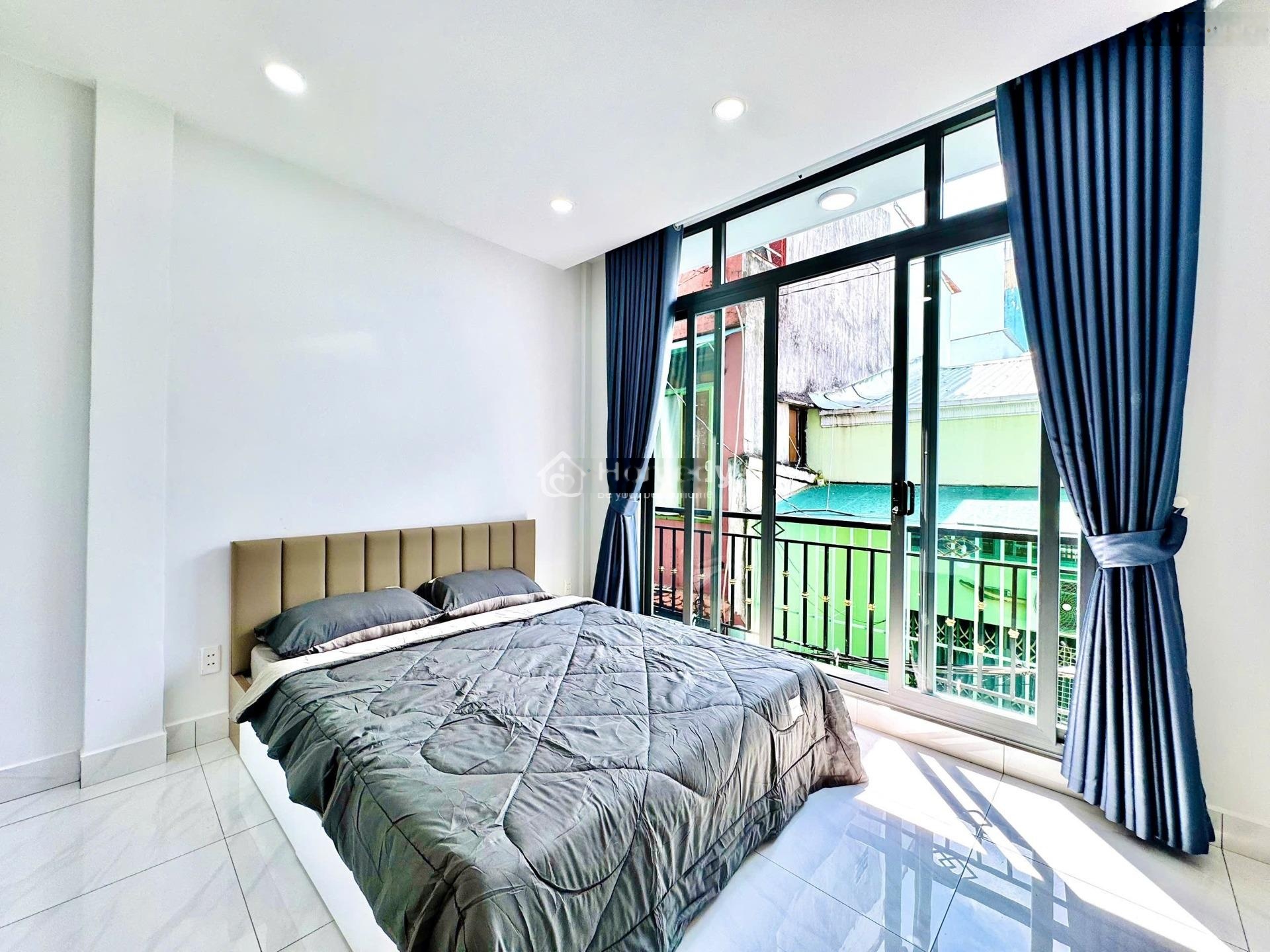 Bán nhà Quận 4 đường Nguyễn Tất Thành – Diện tích 56m2 – Vị trí đẹp hiếm có