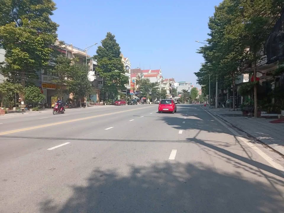 Bán đất Trần Phú, trung tâm Việt Trì, đường trục chính, gần cơ quan hành chính nhà nước