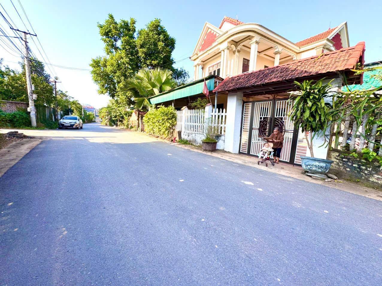 Đất Bình Xuyên giá rẻ, mặt tiền 5m, đường 3 ô tô tránh, chốt ngay