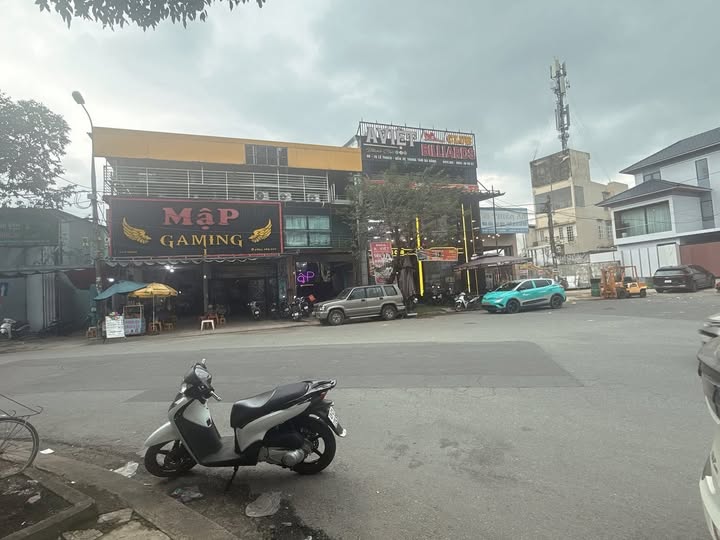 Bán đất tặng nhà kho 2 lô liền kề Lê Thạch, vị trí vàng kinh doanh