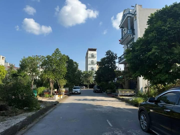 Bãi Nán Nội Duệ gọi tên, đất 60m2, nhà 3 tầng, sổ hồng trao tay, giá chỉ 4 tỷ