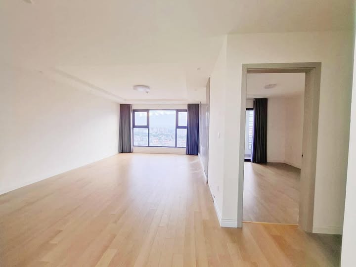 Cho thuê căn hộ La Casta Văn Phú 2 ngủ, 2 vệ sinh, giá chỉ 13 triệu/ tháng