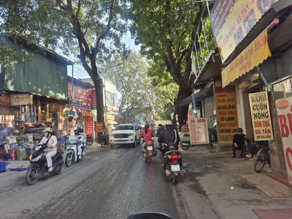 Nhà mới đẹp 5 tầng, 37m2, ngõ thoáng, gần Vincom Tây Mỗ