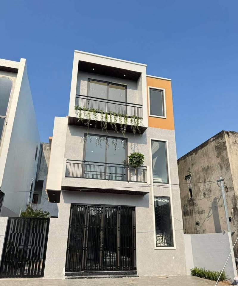 Lô góc Điện Biên Phủ 65m2 đất, 3 phòng ngủ, giá chỉ 2,75 tỷ gọi ngay