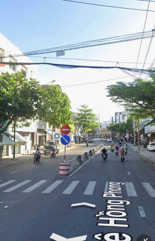 Nhà 3 tầng mặt tiền Lê Hồng Phong, Nha Trang, hạ giá 7,2 tỷ