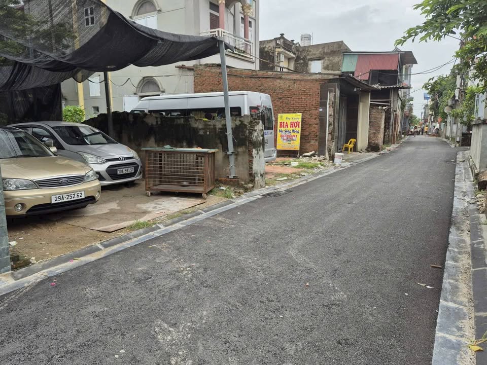 Đất 2 mặt tiền kinh doanh tại Thư Lâm, Hà Nội, ngõ thông, ô tô tránh