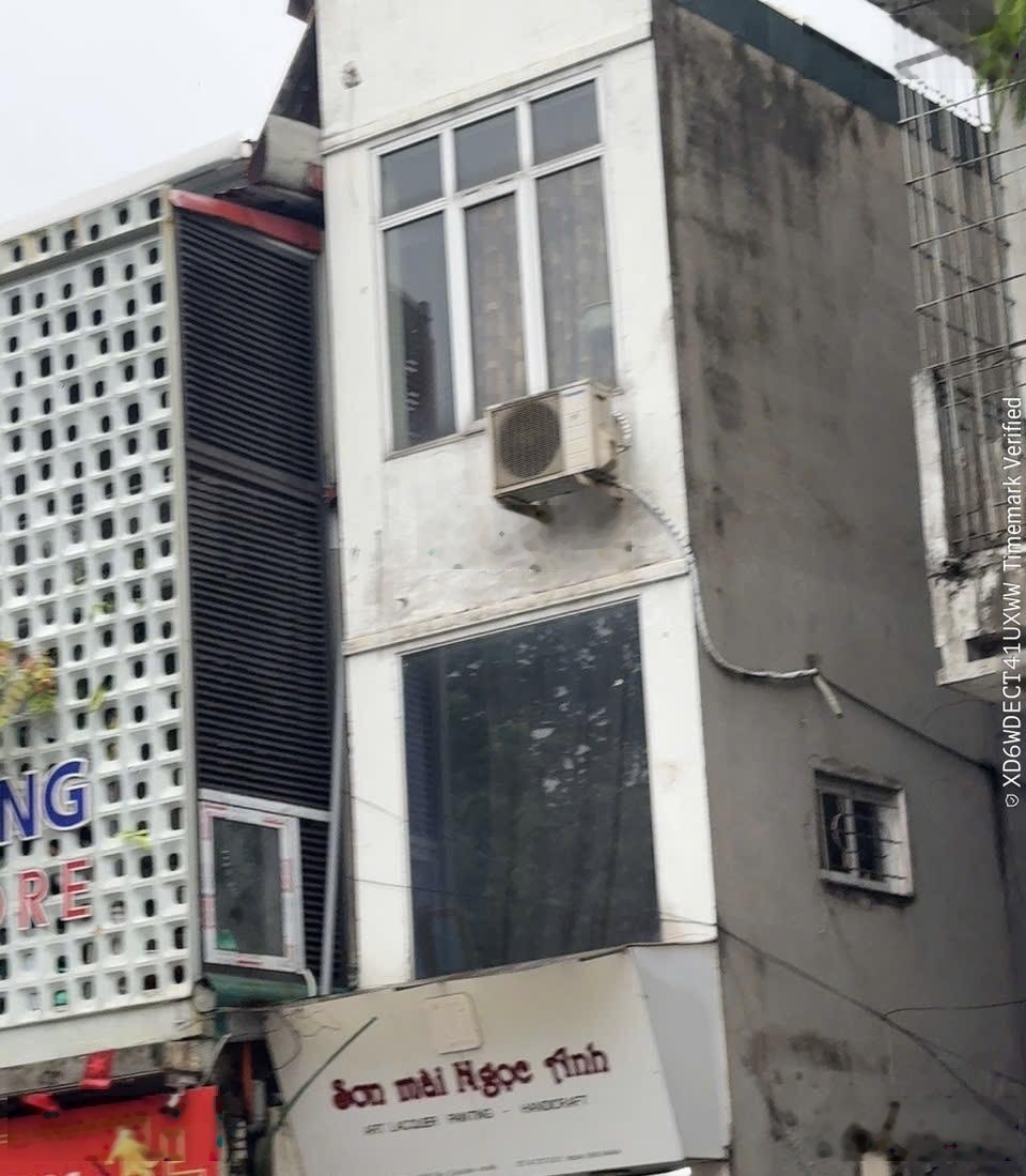 Bán nhà góc 110E Ngọc Hà, Ba Đình 37,5m², 2.5 tầng hướng Đông Nam