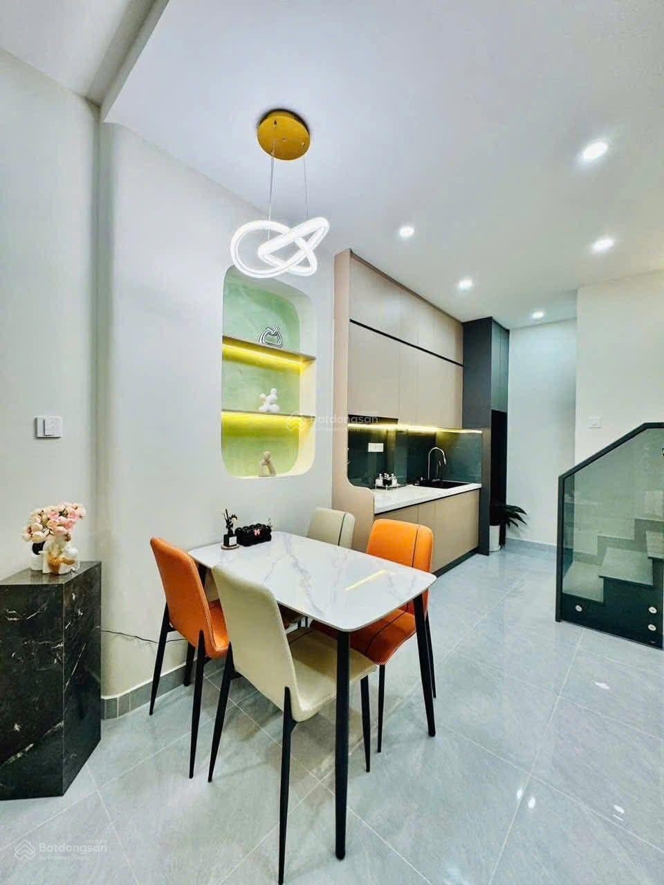 Kịch trần, tại Ngọc khánh nhà đẹp ,thoáng mát trước sau, 35m4t 7,5tỷ.