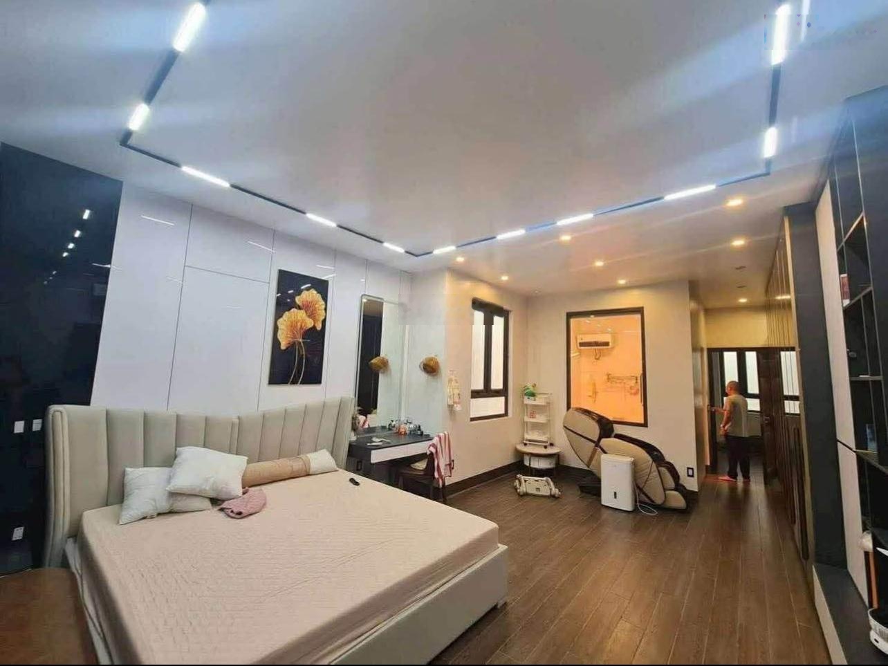 Bán Nhà Riêng tại Vạn Bảo, 10,42 tỷ, 36m2, Chính chủ giá tốt, Ba Đình, Hà Nội