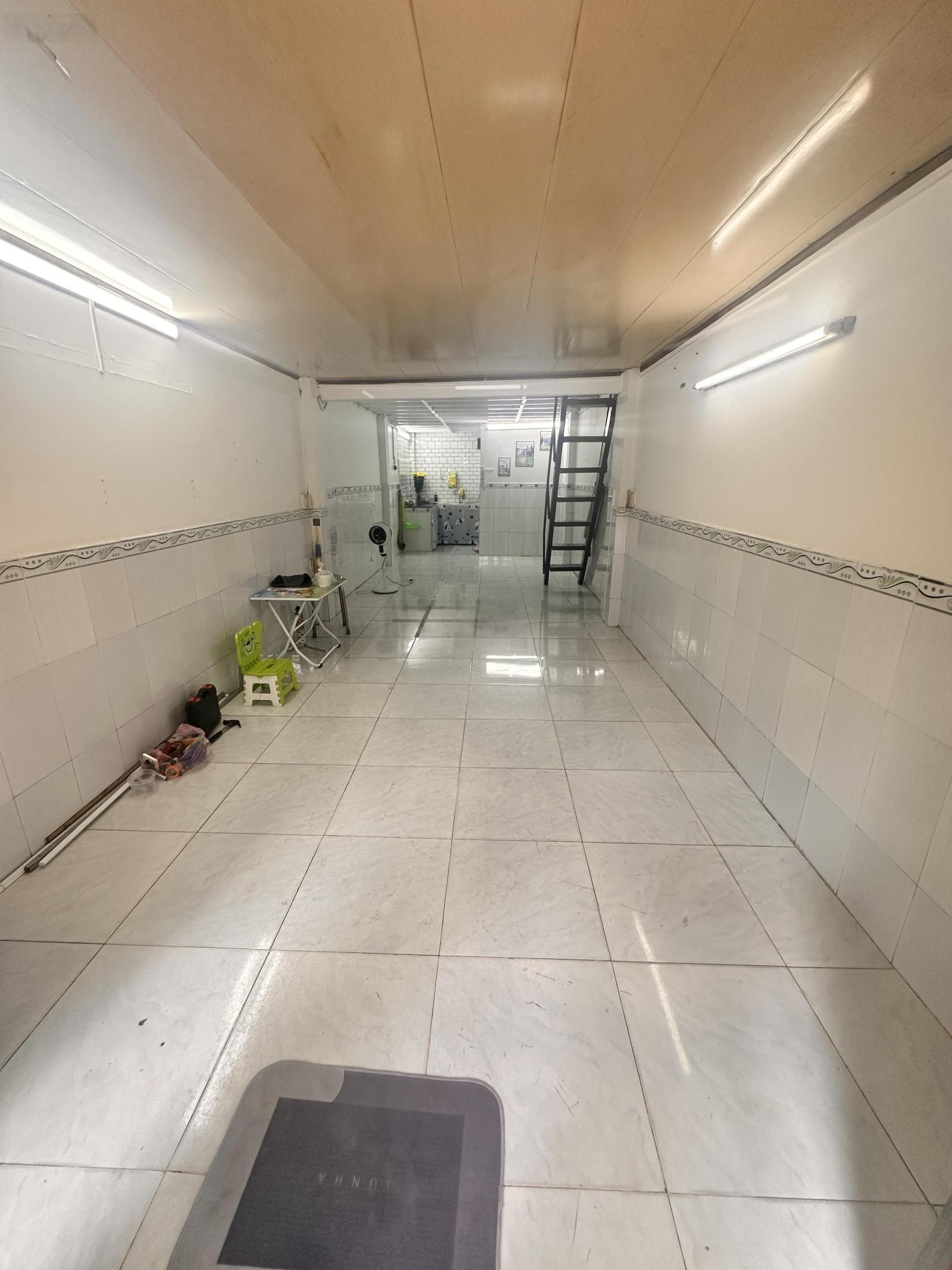 Cho thuê NR 36m2, 5 triệu cho thuê NR 36m2, 5 triệu, 1PN,2WC ở đường Số 1, Tân Tạo A, Bình Tân, HCM