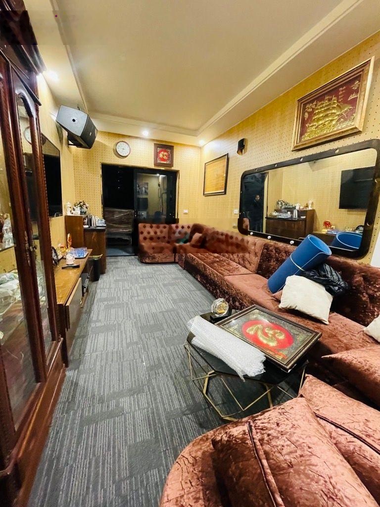 Nhà hiếm/ phân lô ngọc khánh oto tránh, nhà đẹp ở ngay 55m x 6 tầng - giá 19,5 tỷ