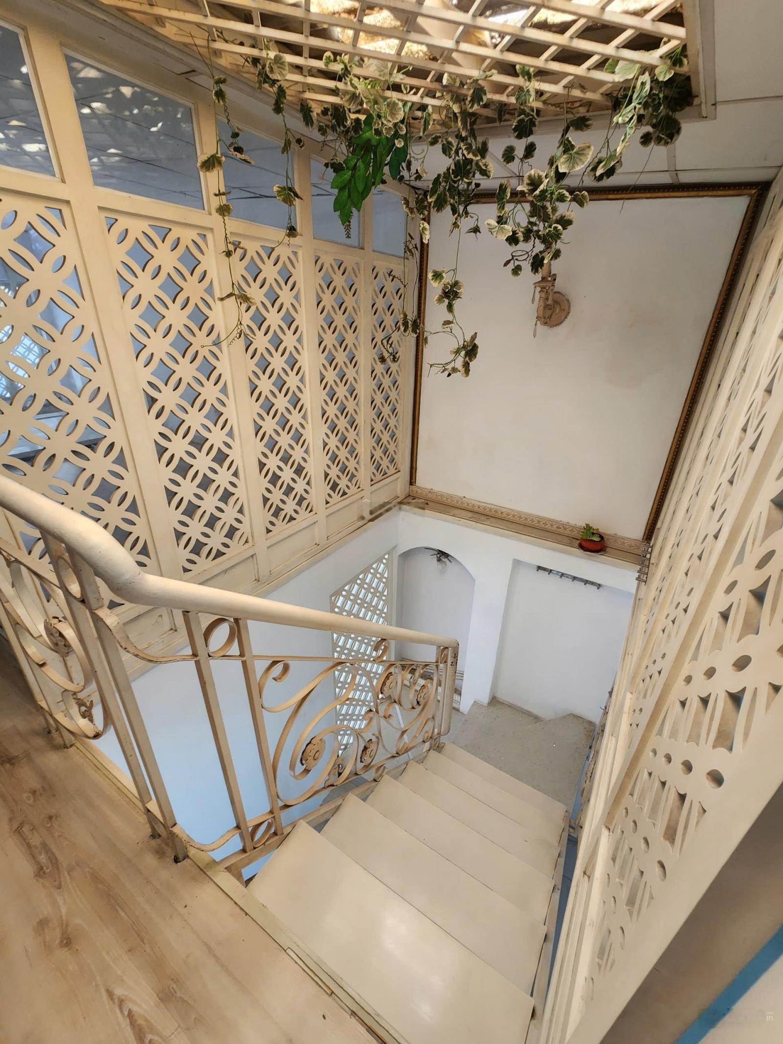 Nhà 2 mặt tiền kinh doanh Cư Xá Bắc Hải - 4x17M - thiết kế trống suốt, có sẵn máy lạnh