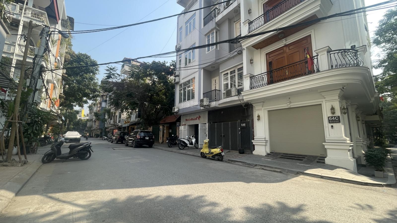 Vĩnh Phúc, Ba Đình! Mặt phố, lô góc 2 mặt ô tô tránh, KD sầm uất, DT 93m2, 5 tầng, MT 10m - 42 tỷ