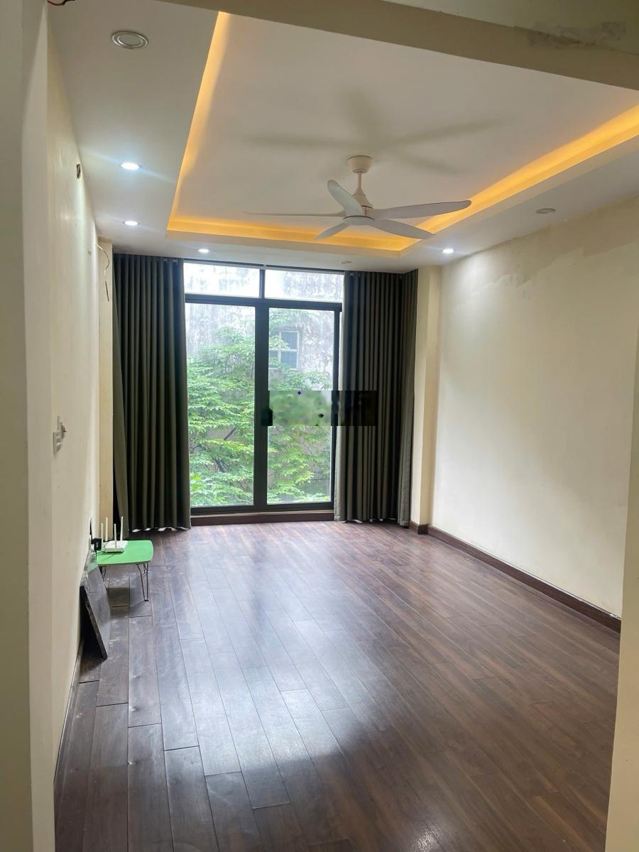 Bán nhà hoàng hoa thám 37m2 5 tầng hai mặt thoáng trước sau sổ vuông 10tỷ6 lh 0966341545