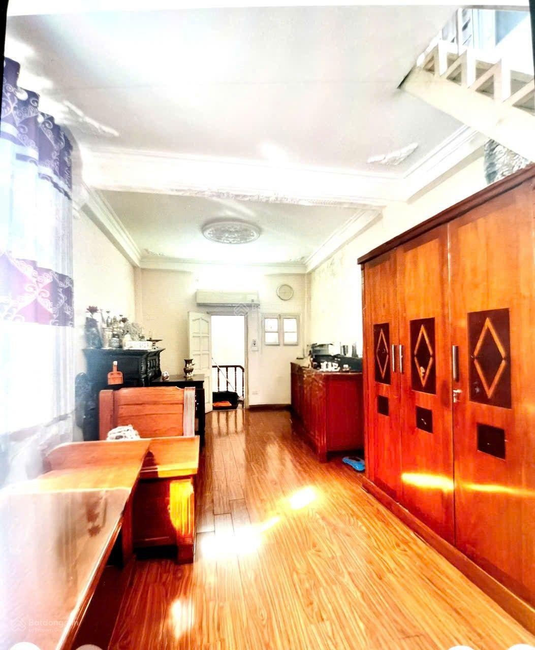 Nhà Phố Phan Đình Phùng, Ba Đình, Hà Nội. Phù hợp ở, kinh doanh lưu trú, 34m x 4,5 tầng, giá 19 tỷ