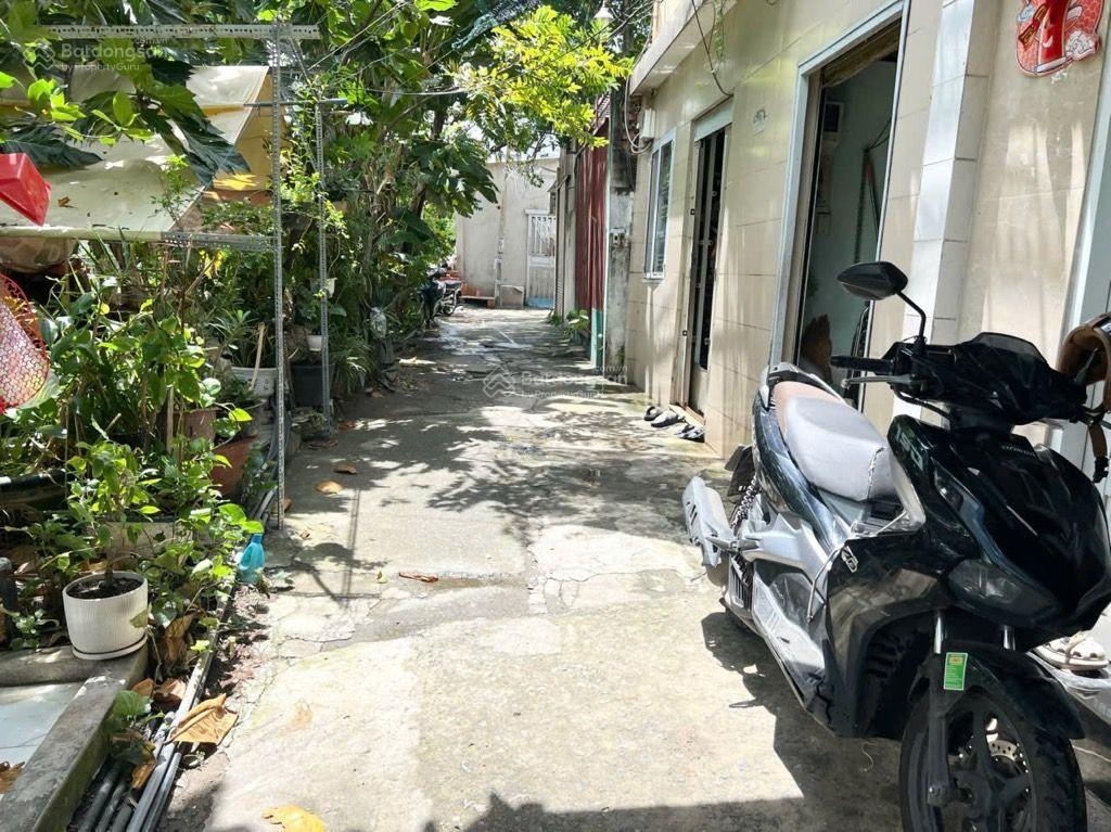 BQ/hàng cực hiếm - nhỉnh 2tỷxx - nhà 30m2 đất, đúc 2 tầng kiên cố còn mới - LH 0708649022 Ms Vân