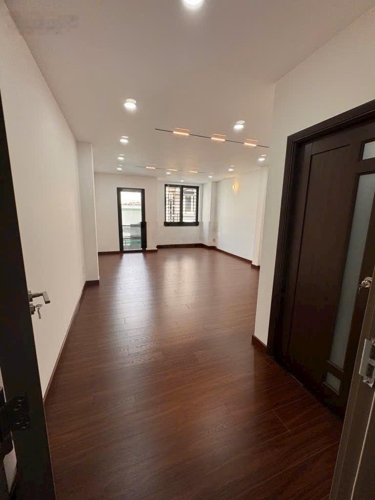 Rẻ Nhất Bình Thạnh ,69m2/ Giá 3.850 tỷ, đường Nguyễn Gia Trí . Gần Đại Học HuTech