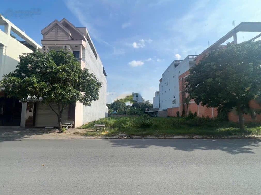 Ngân hàng OCB thanh lý nền đất (ngang 16m - dài 25m) gần Bệnh Viện Nhi Đồng, gần Chợ, giá 990 triệu