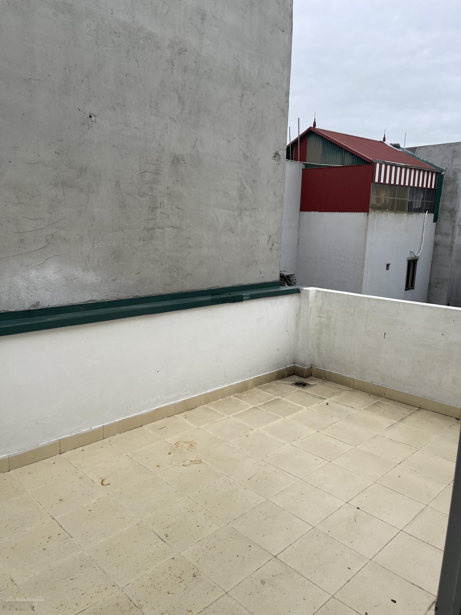 Bán nhà yên sơn quốc oai - 40m2 x 3 tầng, gần đại lộ thăng long. giá bán 2,5 tỷ