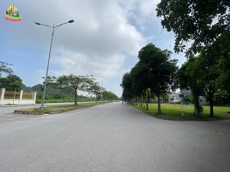 Tọa lạc tại vị trí đắc địa, lô đất đẹp tại ngõ 175 Tiền Khánh, Ninh Khánh, Hoa Lư, Ninh Bình