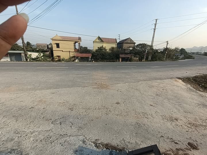 Bán đất kinh doanh mặt tiền rộng 7.3m, sát hồ thoáng mát tại Bình Lục, Hà Nam