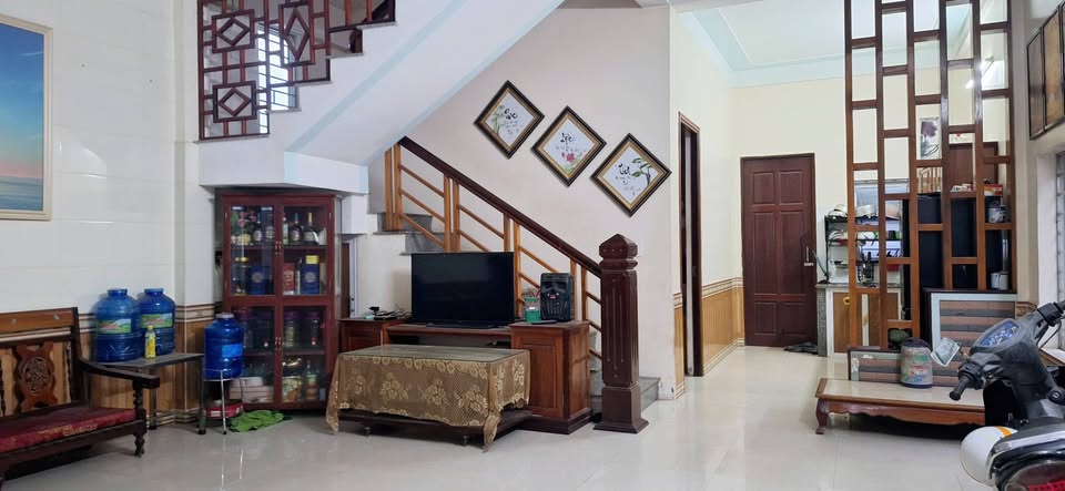 Nhà 1 tầng 'xịn xò' ở Đồng Hới, dọn vào ở ngay, giá 'hời'