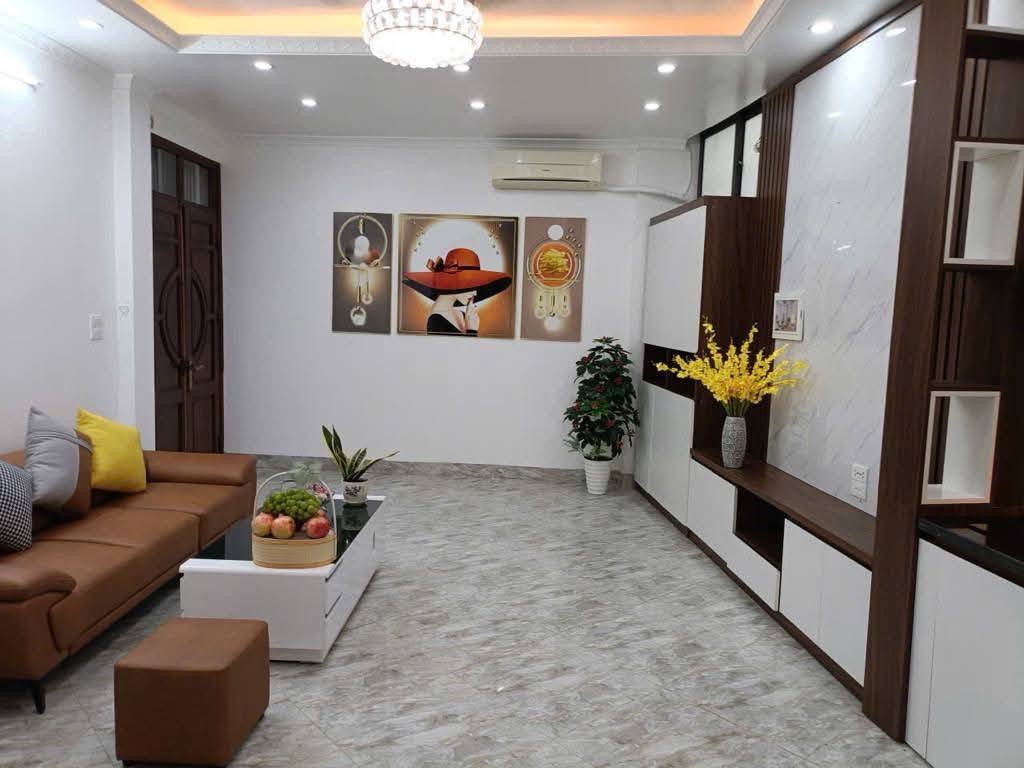 Siêu phẩm nhà liền kề Mỹ Đình đang chờ chủ mới! Diện tích 65m², thiết kế 4 tầng với 4 phòng ngủ rộng rãi