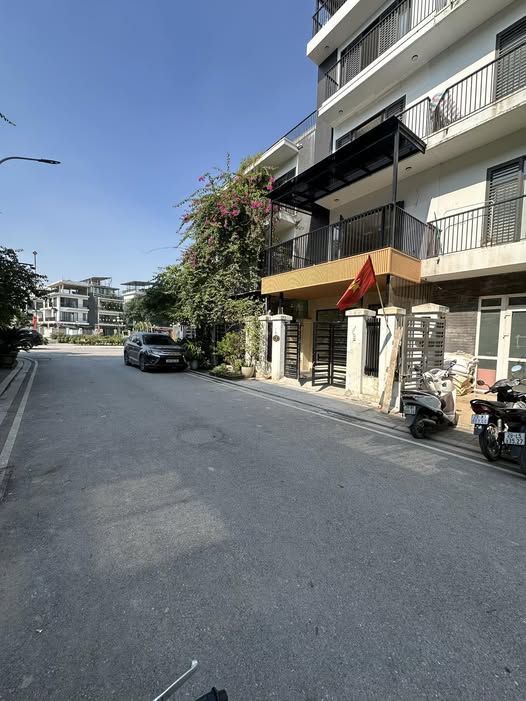 Biệt thự The Eden Rose 83m2, 4 tầng, mặt tiền 5m - Kinh doanh đỉnh cao