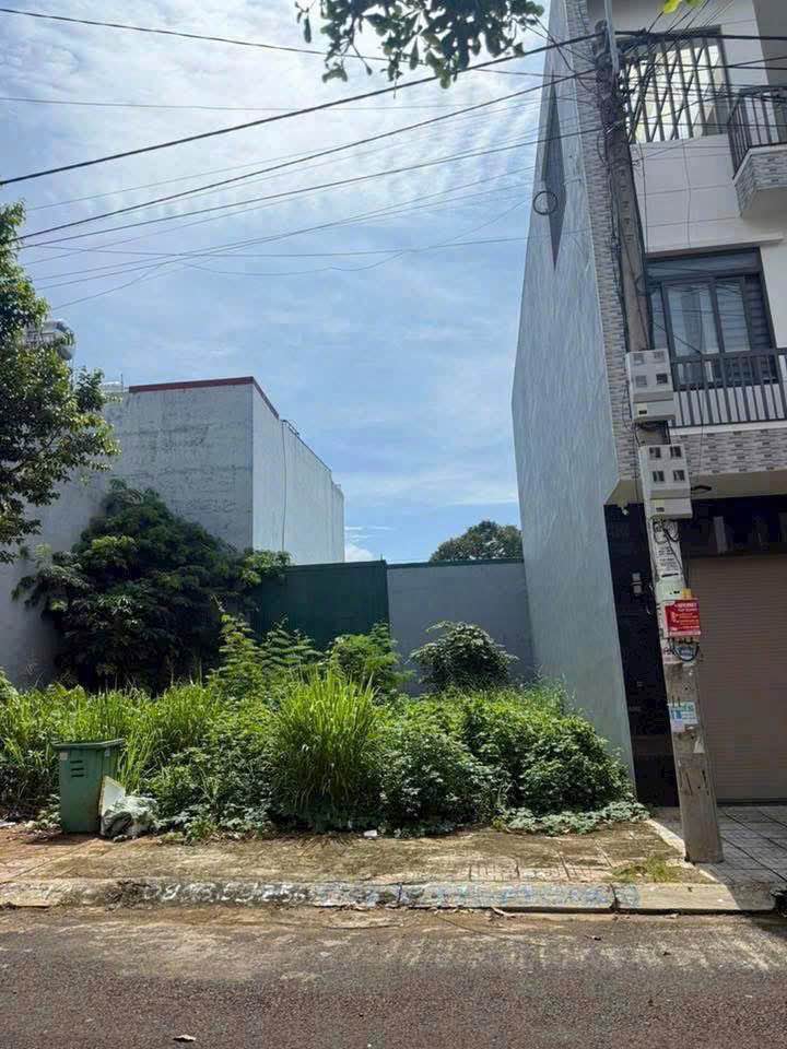 Bán lô đất đấu giá Hà Huy Tập, phường Tân Lợi, diện tích 5m x 16.5m, hướng Tây Bắc