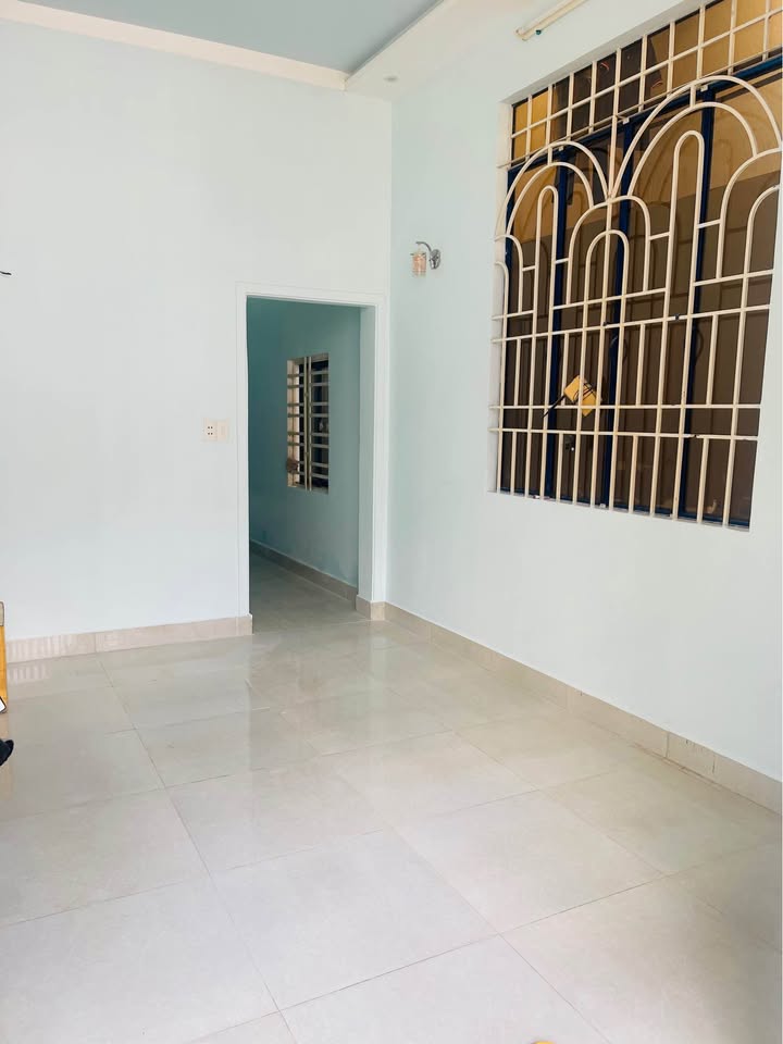 Nhà và dãy trọ 10x20m thổ cư full, vừa ở vừa kinh doanh hiệu quả